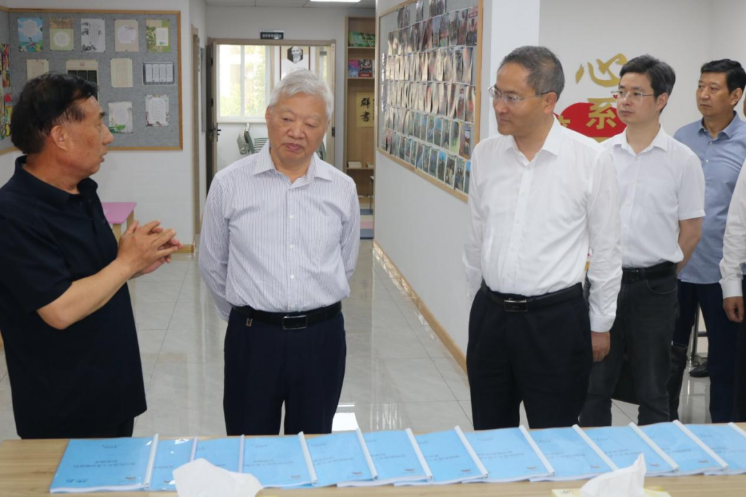 市关工委领导赴淮安经开区调研指...